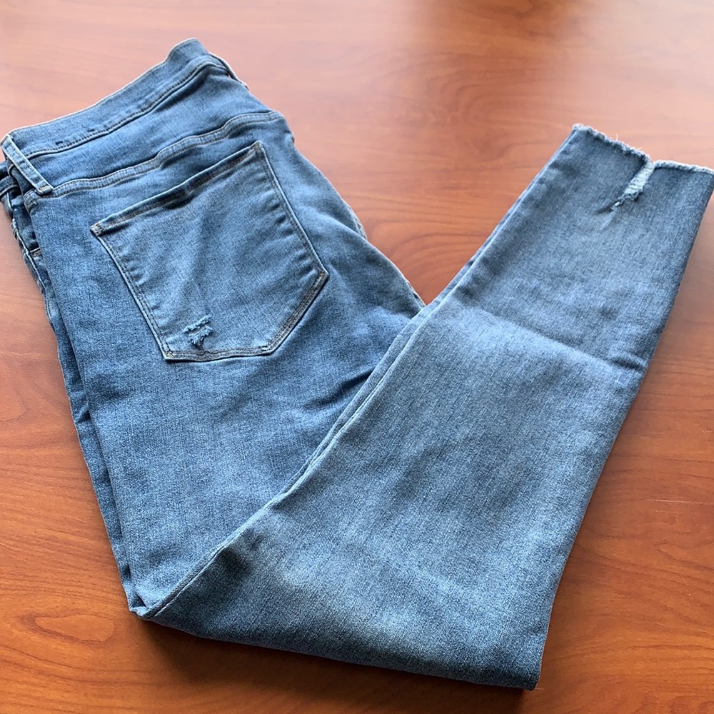 Women’s GAP Jeans